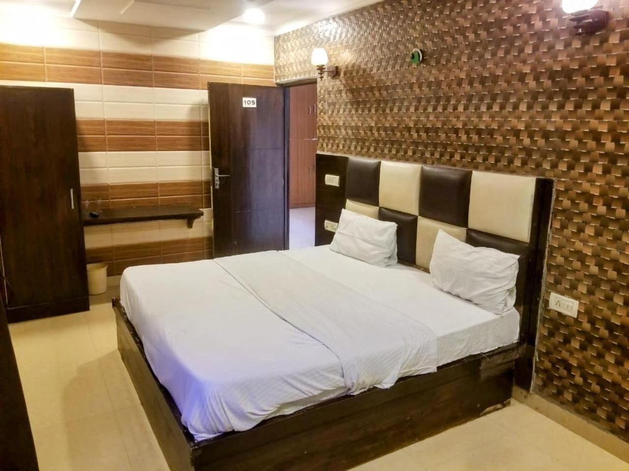 Townhouse 03 Hotel Agra  Dış mekan fotoğraf